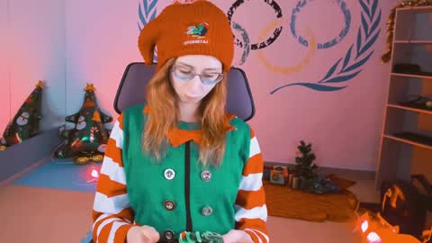 Orianna -  Hi Im into geek culture cosplay crafting LARP games. Shall we play DnD online show from 26, 12, 2024