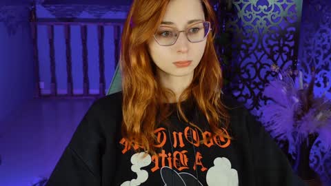 Orianna -  Hi Im into geek culture cosplay crafting LARP games. Shall we play DnD online show from 4, 1, 2025