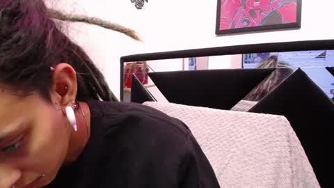 Snapshot of orianna_bodmod chatting on 3, 1, 2025 ORIANNA online show from 3, 1, 2025