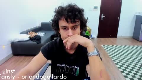 Snapshot of orlando__bloom chatting on 13, 1, 2025 Fansly and Instagram -  online show from 13, 1, 2025