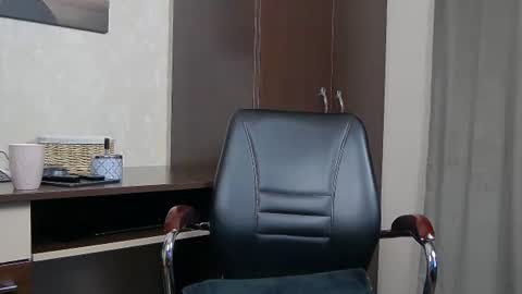 Snapshot of ortensialady76444316 chatting on 18, 5, 2026 Ortensialady online show from 18, 5, 2026