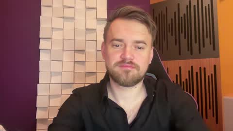 Oscar Steel Savage online show from 30, 1, 2025