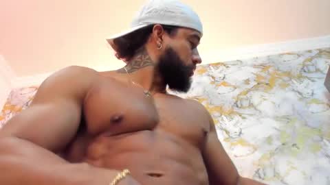 Snapshot of osher_cox chatting on 16, 2, 2025 osher_cox online show from 16, 2, 2025