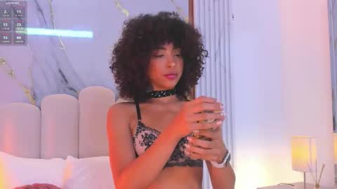 Snapshot of oshun_25 chatting on 17, 9, 2025 Oshun online show from 17, 9, 2025