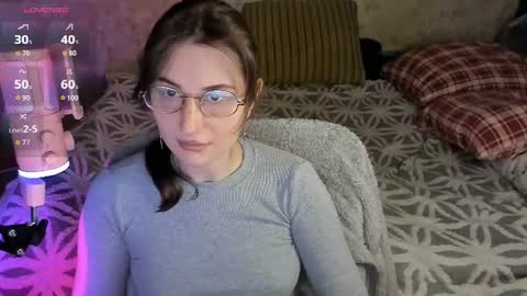 Snapshot of oskar_fucker chatting on 28, 7, 2026 Leliana online show from 28, 7, 2026