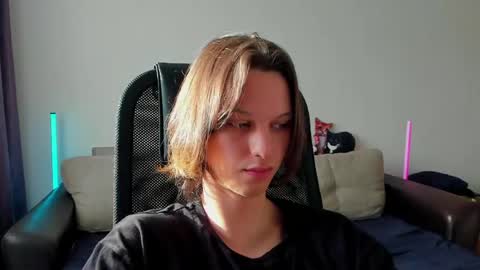 Ostin online show from 20, 4, 2026