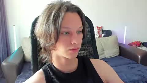 Snapshot of ostin_meoww chatting on 13, 6, 2026 Ostin online show from 13, 6, 2026