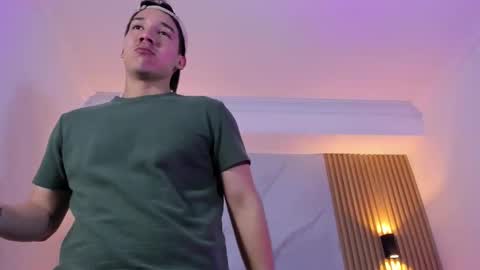 Otto Andrew online show from 12, 3, 2026