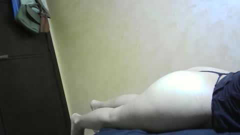 oumaimasoufaine66 online show from 20, 9, 2025