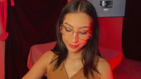 Snapshot of ounla_sweet chatting on 14, 7, 2026 ounla sweet online show from 14, 7, 2026