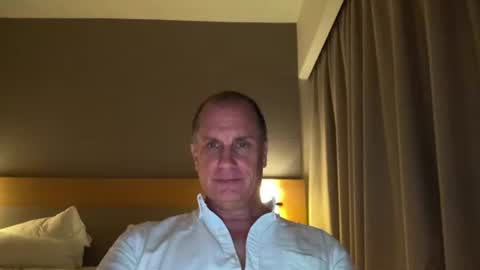 Snapshot of over50dad chatting on 22, 4, 2026 Over50Dad online show from 22, 4, 2026