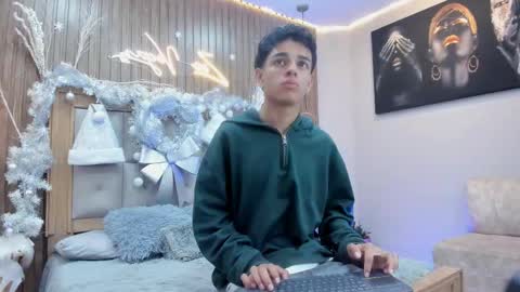 Owen Johnson online show from 22, 12, 2025