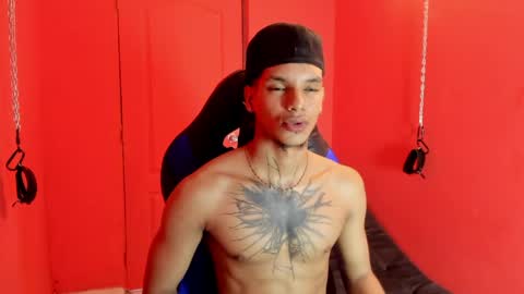 Snapshot of owen_blaze3 chatting on 18, 5, 2026 owen blaze online show from 18, 5, 2026