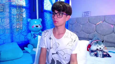 Owen  Independent model  online show from 11, 12, 2024