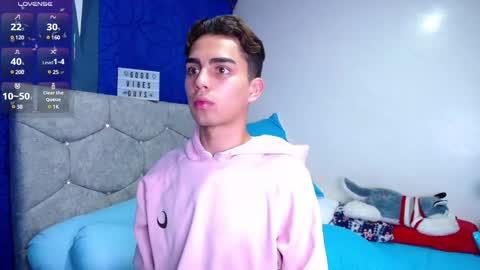 Owen  Independent model  online show from 27, 2, 2025