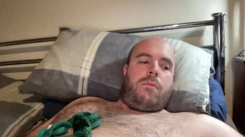 Snapshot of owenfn2 chatting on 24, 10, 2025 Owen2022 online show from 24, 10, 2025