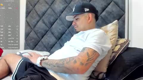 O W E N - S T O N E online show from 18, 11, 2025