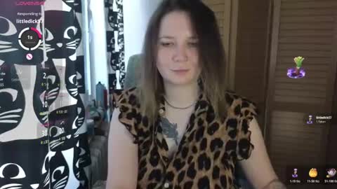 Snapshot of ozalin chatting on 19, 6, 2026 ozalin online show from 19, 6, 2026