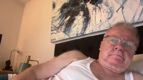 ozhairybearxxxx online show from 7, 12, 2024