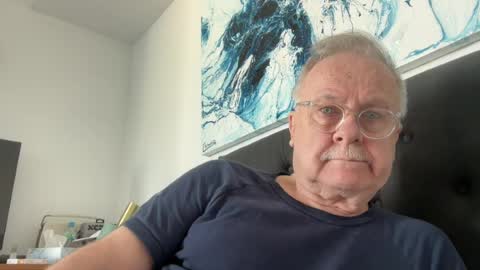 Snapshot of ozhairybearxxxx chatting on 22, 6, 2026 ozhairybearxxxx online show from 22, 6, 2026