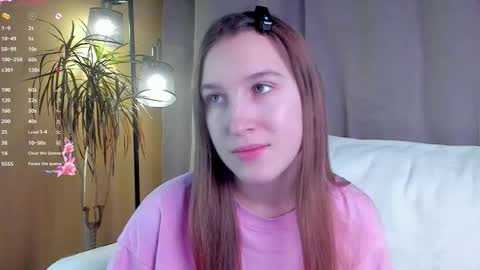 Caroline or just Lina online show from 28, 11, 2025