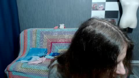 Ella online show from 8, 4, 2026