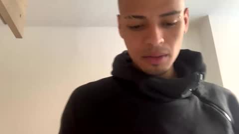 Snapshot of pablocruz2000 chatting on 3, 11, 2025 LoneWolf online show from 3, 11, 2025