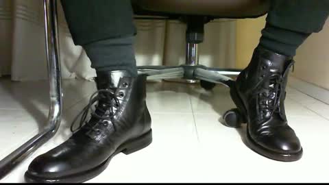 Snapshot of pablomenesssl chatting on 7, 1, 2025 Pablo Meness online show from 7, 1, 2025