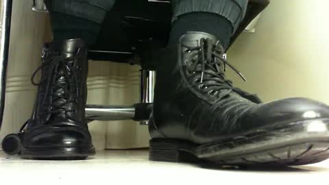 Snapshot of pablomenesssl chatting on 21, 2, 2025 Pablo Meness online show from 21, 2, 2025