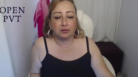 Snapshot of paiper_halliwey_ chatting on 2, 2, 2025 paiper online show from 2, 2, 2025