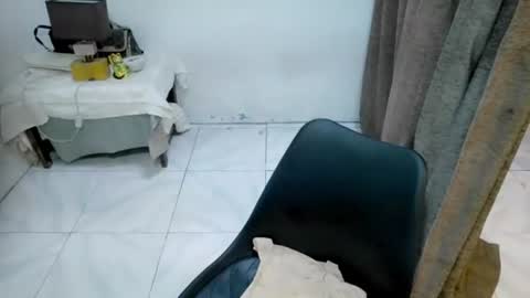 pakarat_karatxcx online show from 18, 9, 2025