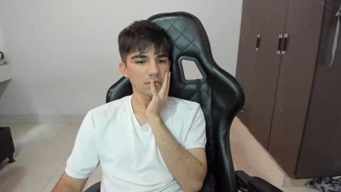 pakun_ online show from 6, 12, 2024