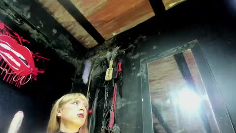 Paloma online show from 11, 3, 2025