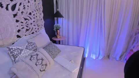 pamela online show from 19, 10, 2025