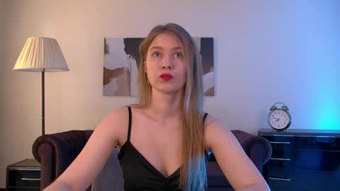 Pamela Blair online show from 17, 5, 2026
