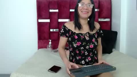 pamelacruzthx online show from 11, 10, 2025