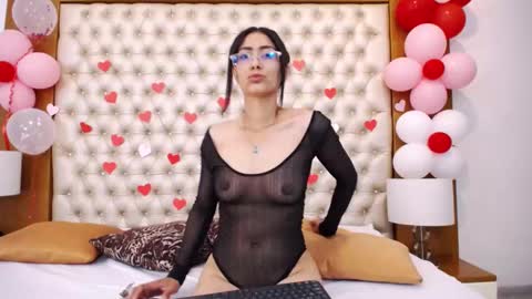 Pamela Ponce online show from 13, 2, 2025