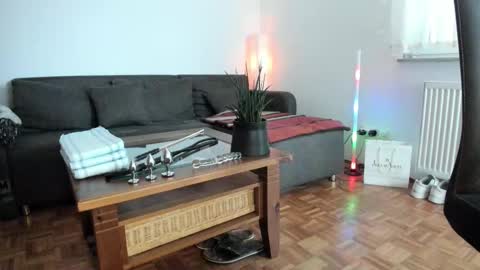 pampersandspanking online show from 5, 12, 2025