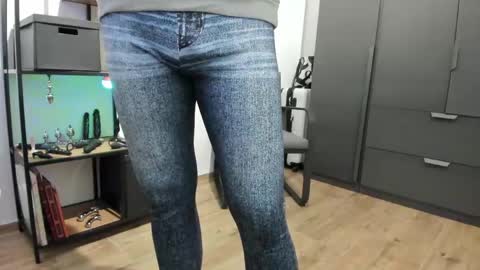 pampersandspanking online show from 24, 3, 2026