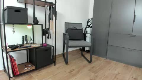 pampersandspanking online show from 27, 3, 2026