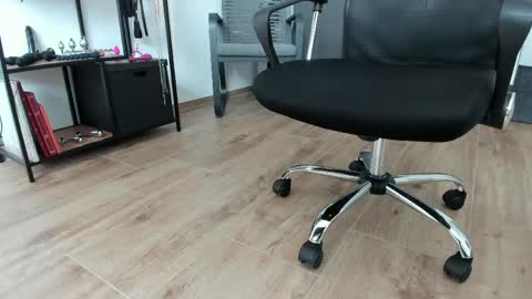 pampersandspanking online show from 28, 3, 2026