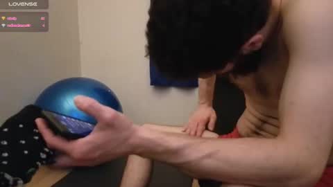 Snapshot of pantslesstraveler_plt chatting on 23, 1, 2025 PantsLessTraveler online show from 23, 1, 2025