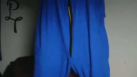 Snapshot of pantslesstraveler_plt chatting on 4, 3, 2025 PantsLessTraveler online show from 4, 3, 2025