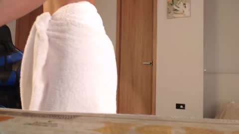 Snapshot of pao_thebigclit chatting on 20, 1, 2025 Paolita online show from 20, 1, 2025