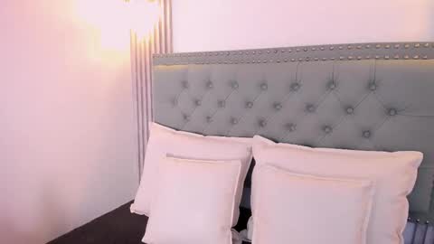    online show from 10, 2, 2025