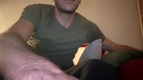 Snapshot of paoloste chatting on 8, 11, 2025 paoloste online show from 8, 11, 2025