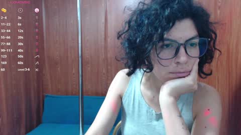 Snapshot of papaguena chatting on 6, 12, 2024 Papaguena online show from 6, 12, 2024