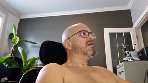 Papi online show from 12, 1, 2025