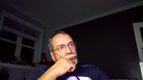 Papi online show from 1, 10, 2025