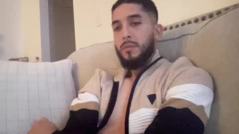 papicubano_guapo23cm online show from 9, 11, 2025